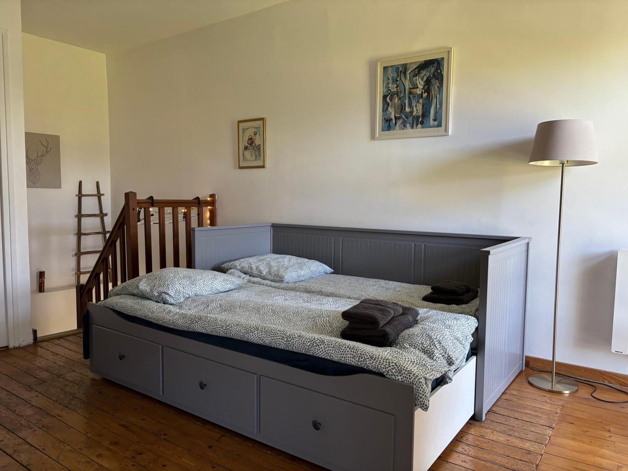 Les Douves Duplex 5 Personnes Lumineux Avec Jardin Et Terrasse Amenagee , Vue Sur Chateau A 5Mn De La Mer, Proche Omaha Beach Et Bayeux Commes Kültér fotó